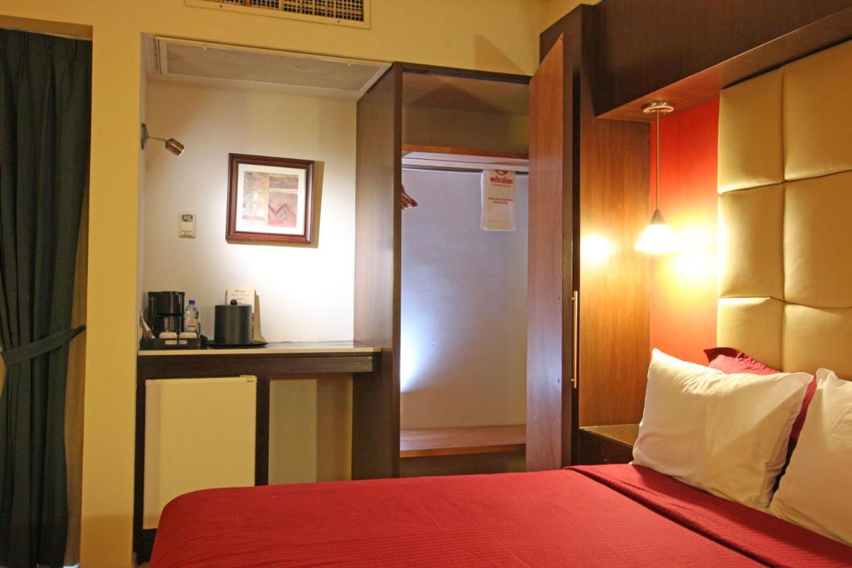 Hotel Colon Plaza Business Class Nuevo Laredo Eksteriør bilde